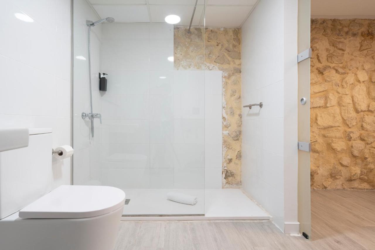 Ereta Rooms Habitaciones Bano Privado อาลิกันเต ภายนอก รูปภาพ