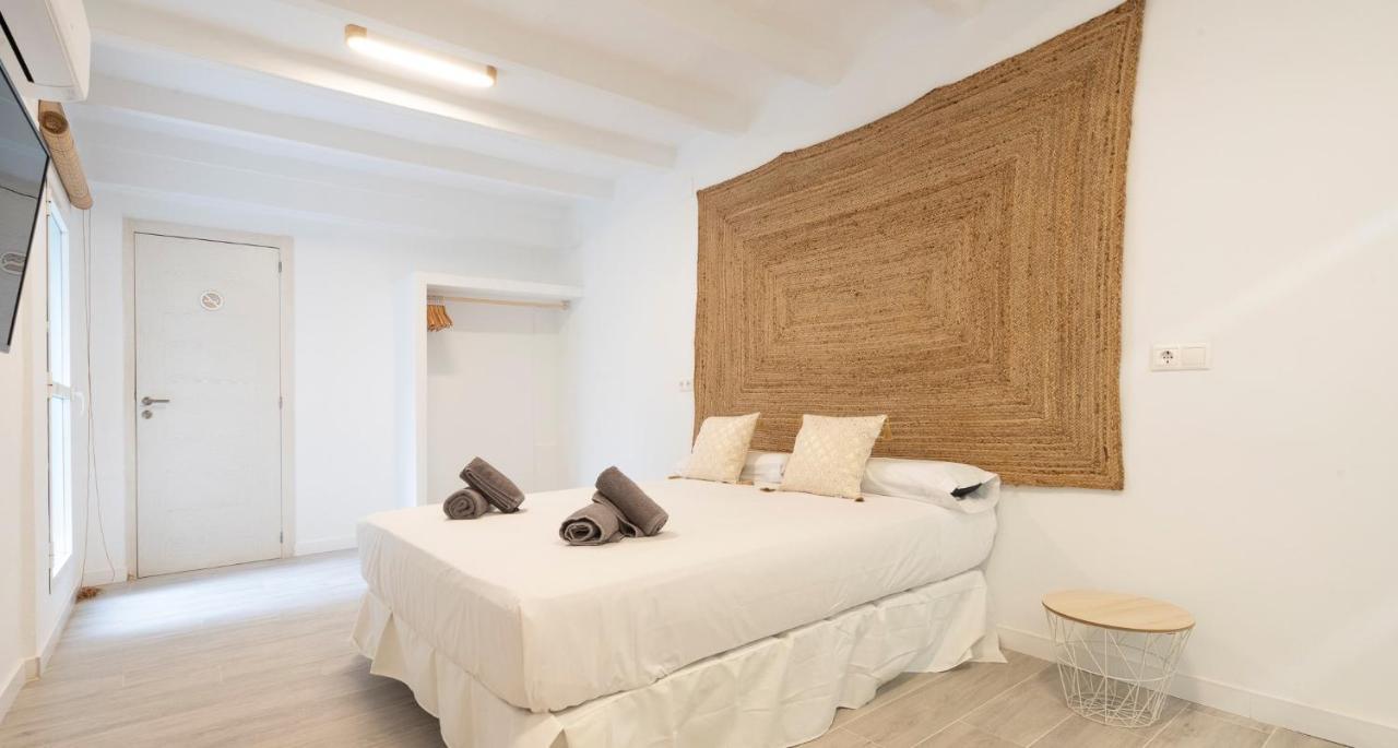 Ereta Rooms Habitaciones Bano Privado อาลิกันเต ภายนอก รูปภาพ